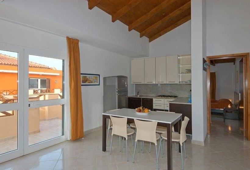 Apartamento 2 Dormitórios, Nautilus Apart