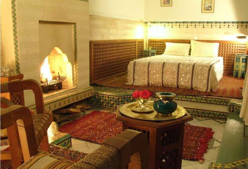 اتاق استاندارد سه نفره, Riad Moucharabieh Matisse