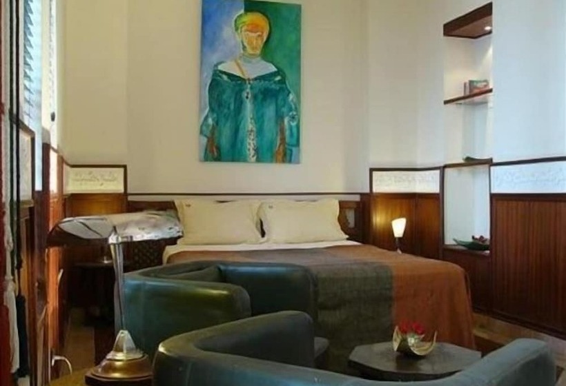 اتاق استاندارد سه نفره, Riad Moucharabieh Matisse