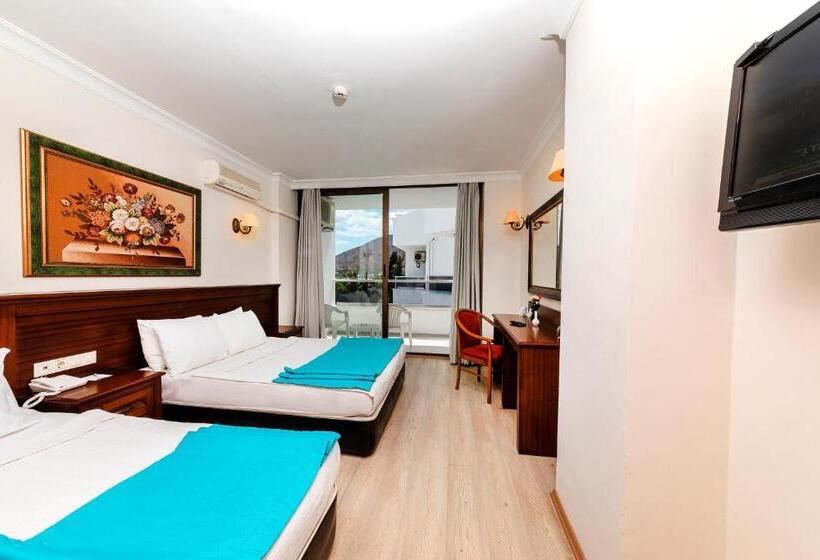 Quarto Triplo Estandar, Kayamaris