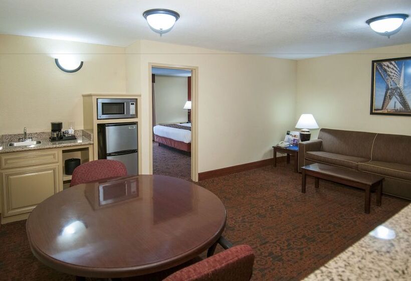 Президентский Люкс, Governors Suites Hotel Oklahoma City Airport Area