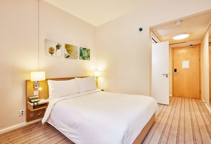 Номер Deluxe, Hilton Garden Inn Birmingham Brindleyplace
