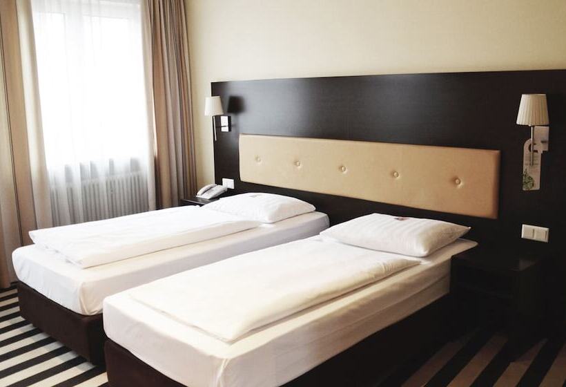 اتاق استاندارد, Bristol Hotel   Frankfurt City