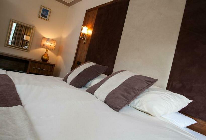 Номер Deluxe с Балконом, Cairndow Stagecoach Inn