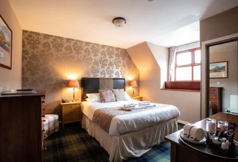 Номер Стандарт, Cairndow Stagecoach Inn