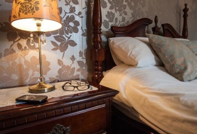 Номер Стандарт, Cairndow Stagecoach Inn