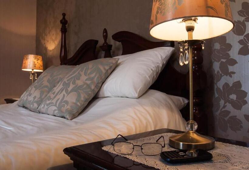 Номер Стандарт, Cairndow Stagecoach Inn