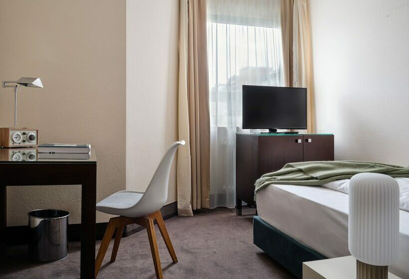 Номер Комфорт Индивидуальный, Flemings Hotel München Schwabing