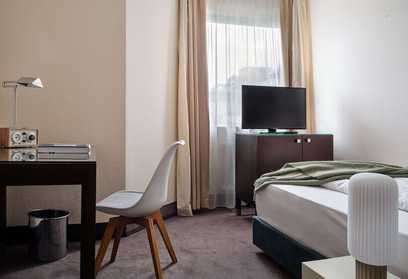 Номер Комфорт Индивидуальный, Flemings Hotel München Schwabing