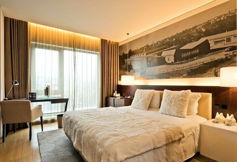 اتاق سوپریور, Golden Tulip Sao Joao Da Madeira