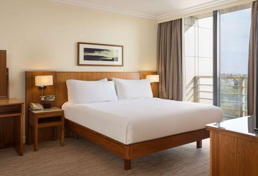 سوییت, Hilton Dublin Airport
