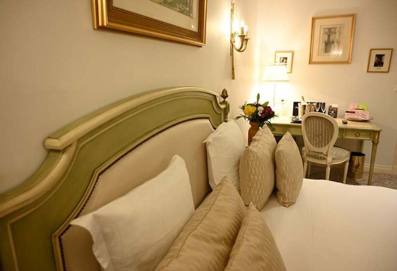اتاق لوکس, Hôtel La Villa Eugene