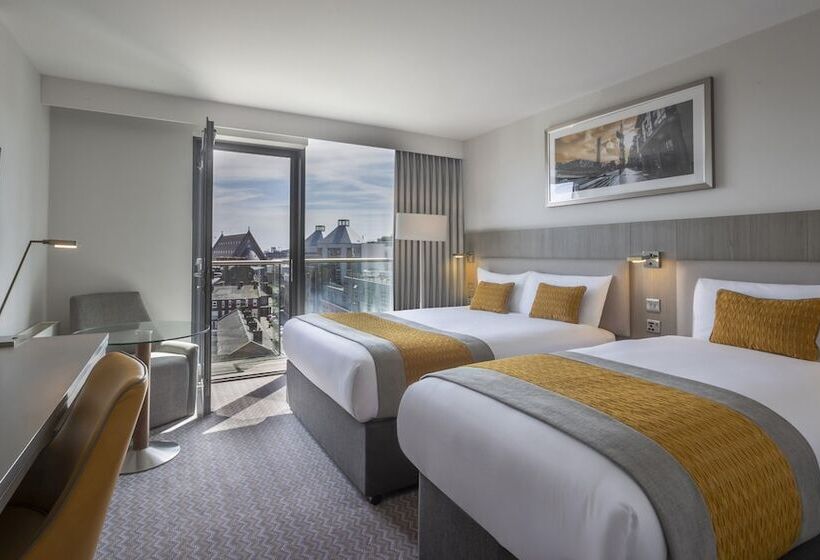 اتاق استاندارد سه نفره, Maldron Hotel Smithfield Dublin City