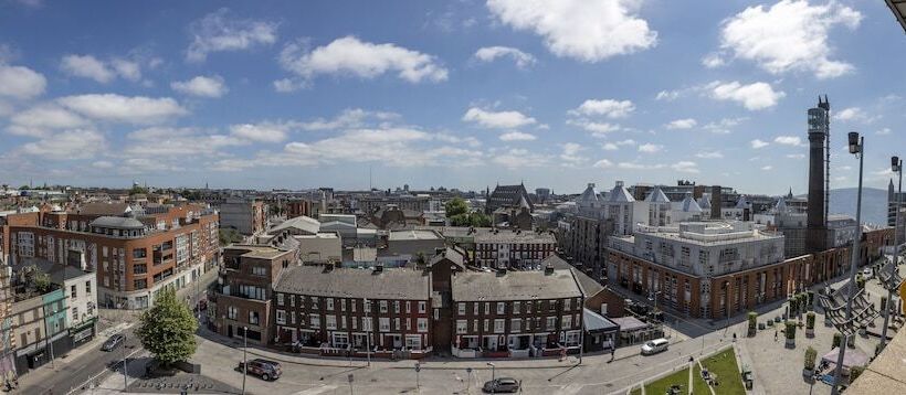 اتاق استاندارد با بالکن, Maldron Hotel Smithfield Dublin City