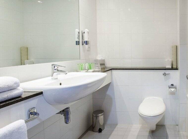 اتاق اجرایی, Maldron Hotel Smithfield Dublin City
