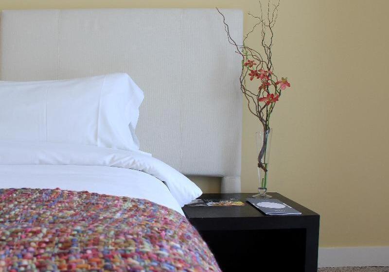 اتاق استاندارد, Awa Boutique + Design