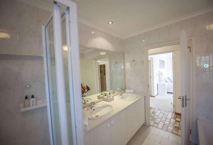 Люкс 2 Спальни, Bayside Lodge Garden Route B&b