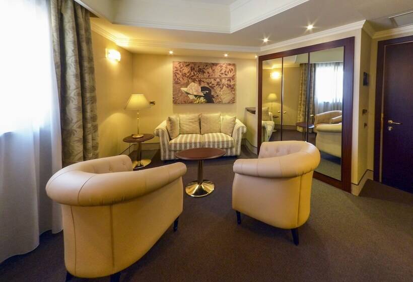 سوییت لوکس, Grand Hotel Olimpo