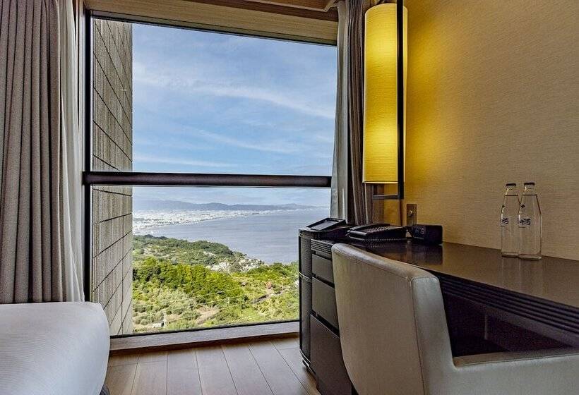 Люкс, Hilton Odawara Resort & Spa