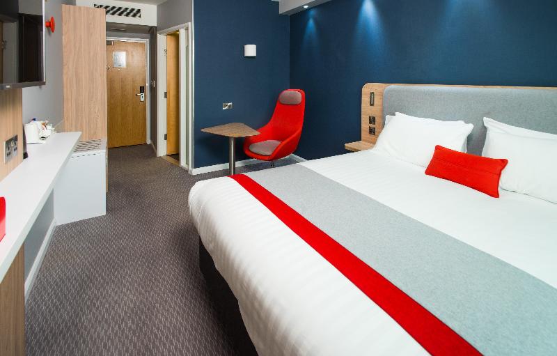 Номер Стандарт Адаптированный для Инвалидов, Holiday Inn Express Leeds City Centre   Armouries, An Ihg