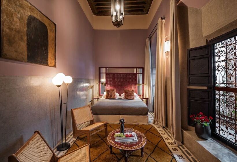 اتاق لوکس, 72 Riad