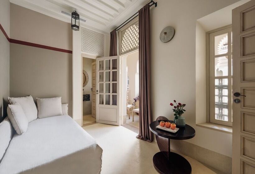 Suite with Terrace, 72 Riad