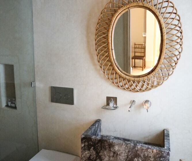 Suite with Terrace, 72 Riad