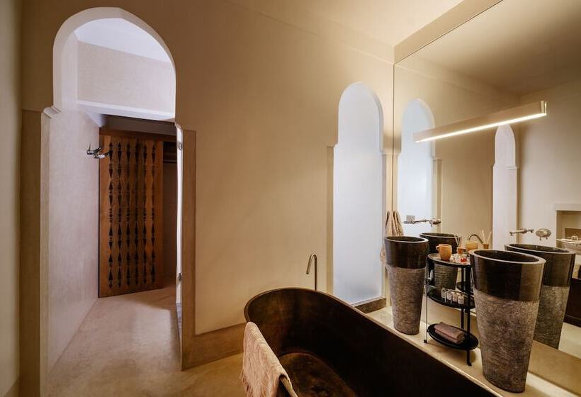 Suite with Terrace, 72 Riad
