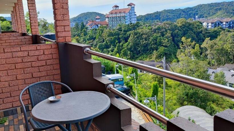 اتاق استاندارد چهار تخته, Cameron Highlands Resort