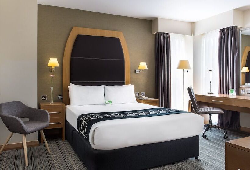 Номер Стандарт Двуспальная Кровать, Holiday Inn Birmingham North   Cannock, An Ihg