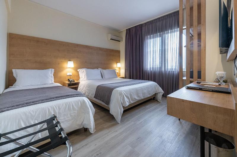 اتاق استاندارد اینتریور, Polis Grand