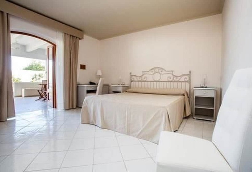 Номер Стандарт, Tritone Lipari