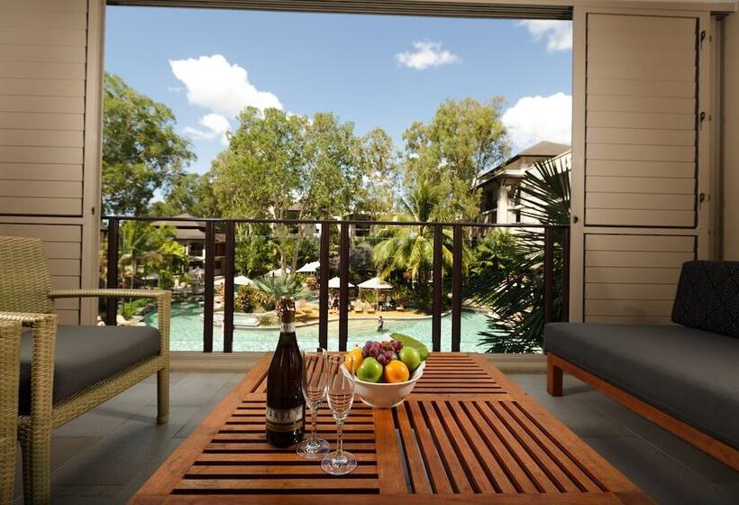 Апартаменты 2 Спальни, Pullman Palm Cove Sea Temple Resort & Spa