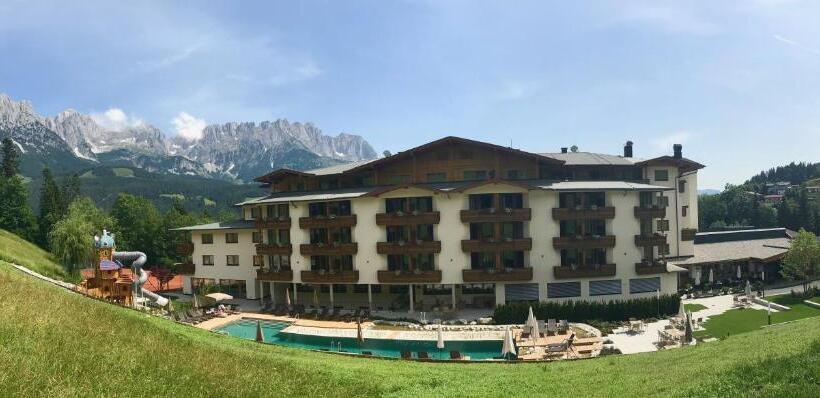 Номер Стандарт с Балконом, Familienhotel Christoph
