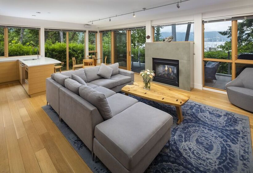 オーシャンビュー２ベッドルームヴィラ, Brentwood Bay Resort & Spa