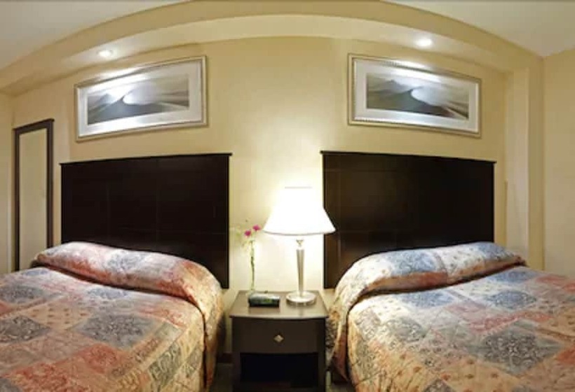２ダブルベッドのスタンダードルーム, Econolodge Downtown Toronto