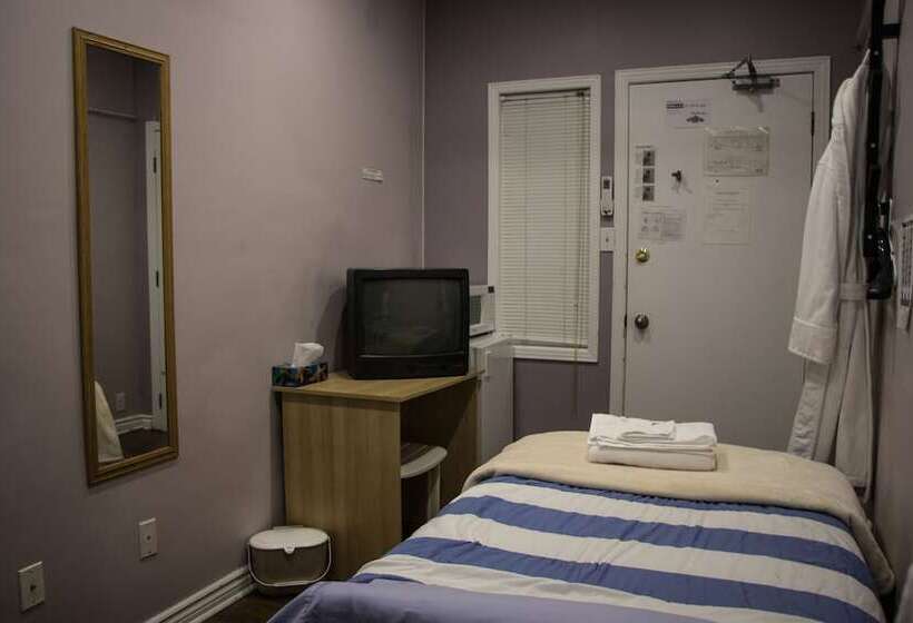 اتاق استاندارد با سرویس بهداشتی مشترک, St Lawrence Residences And Suites