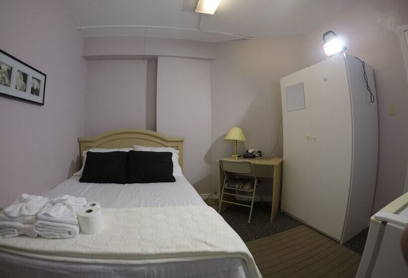 سوییت لوکس, St Lawrence Residences And Suites