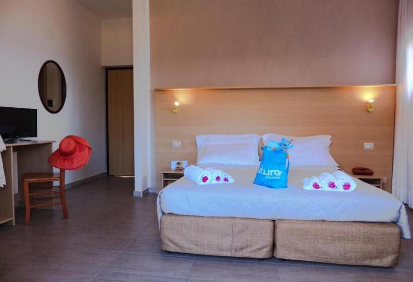 اتاق استاندارد چهار تخته, Amareclub Club Casarossa