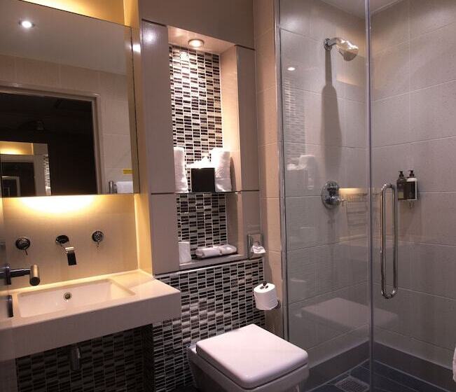 اتاق کلاسیک, The Continental Hotel Heathrow