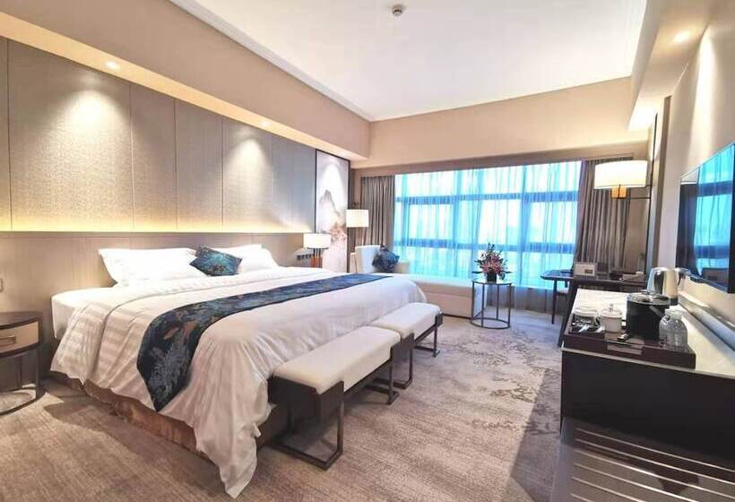 Quarto Deluxe, Jin Jiang Pine City