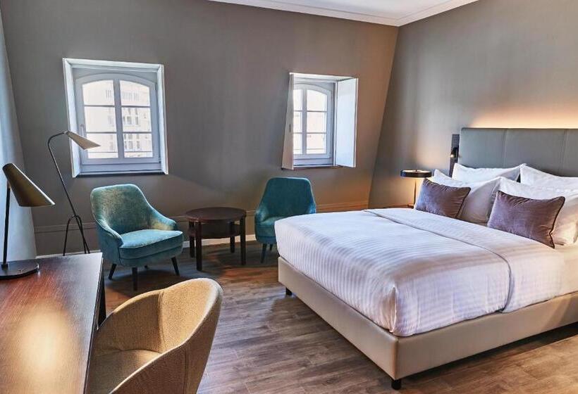 Номер Премиум, Steigenberger Hotel De Saxe