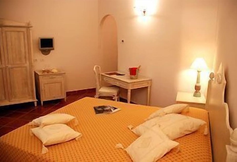 اتاق استاندارد, Monti Di Mola