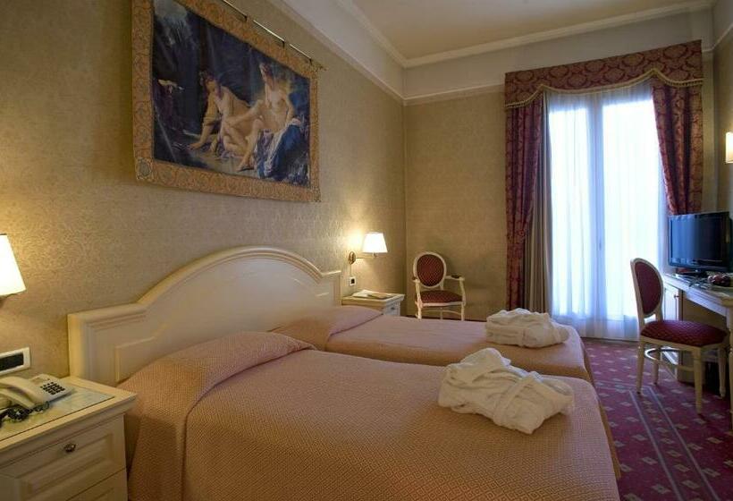 اتاق راحتی, Terme Roma