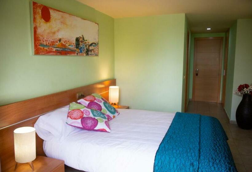 Quarto Estandar, Hostal Bavieca