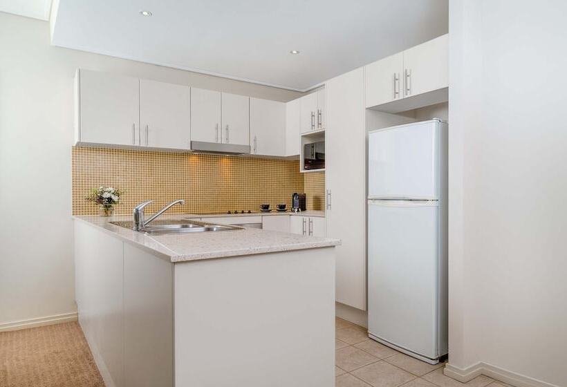 آپارتمان 1 خوابه با چشمانداز دریا, Mantra The Observatory