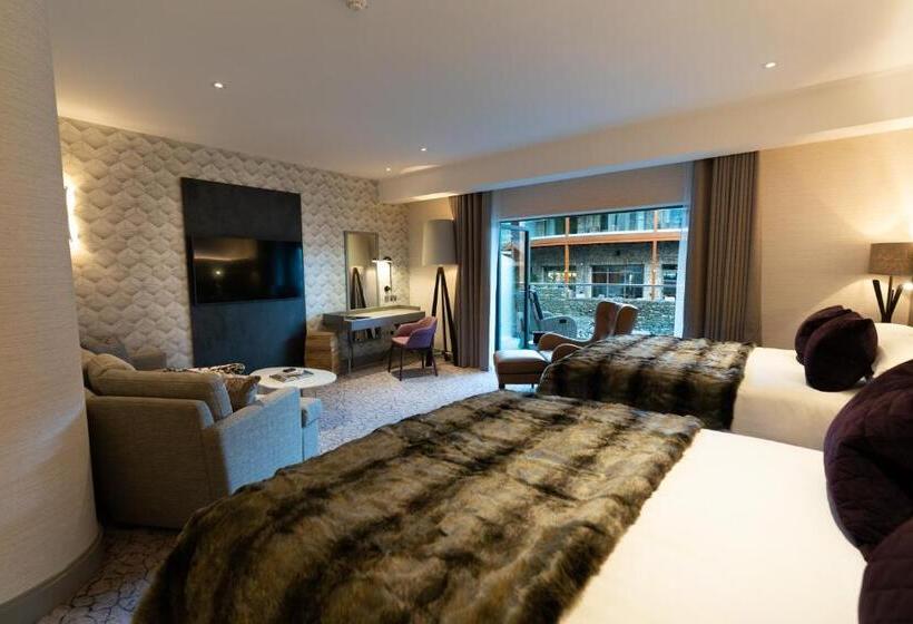 سوییت, Lodore Falls Hotel & Spa