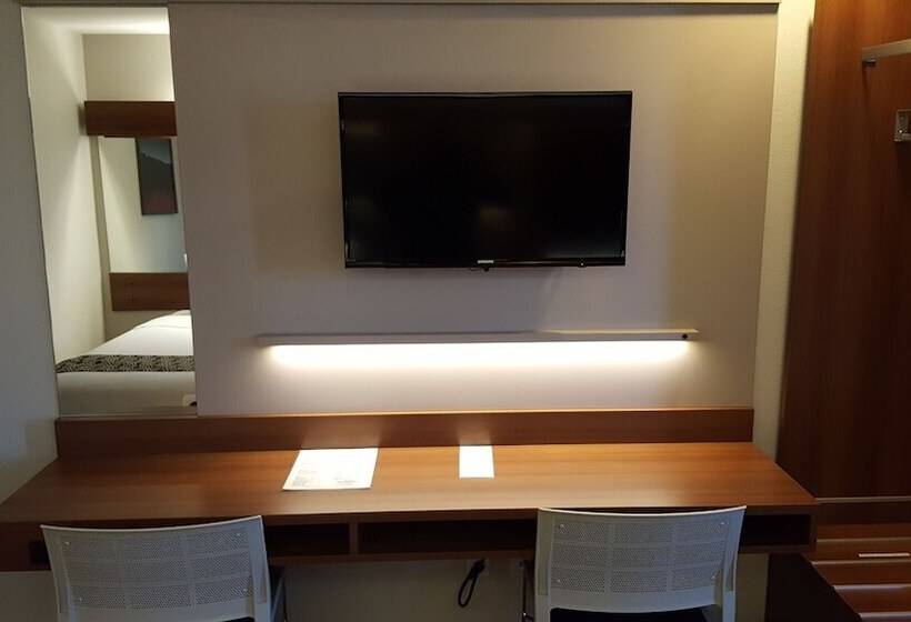 Номер Стандарт Адаптированный для Инвалидов, Microtel Inn & Suites By Wyndham Bellevue