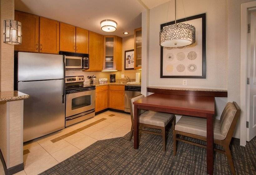 سوییت, Residence Inn Dulles Airport At Dulles 28 Centre