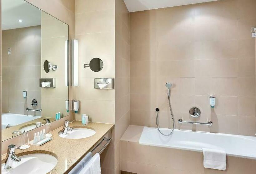 스위트, Austria Trend Hotel Savoyen Vienna   4 Stars Superior